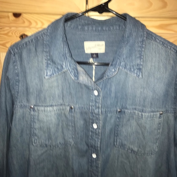Universal Thread NWT distressed-look denim button front shacket shirt size M - Picture 2 of 5